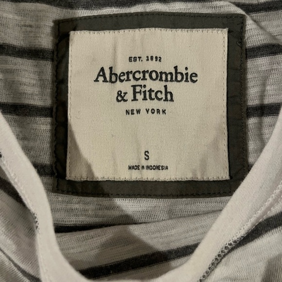 Vintage Abercrombie & Fitch flutter sleeve striped tee S - Picture 2 of 4